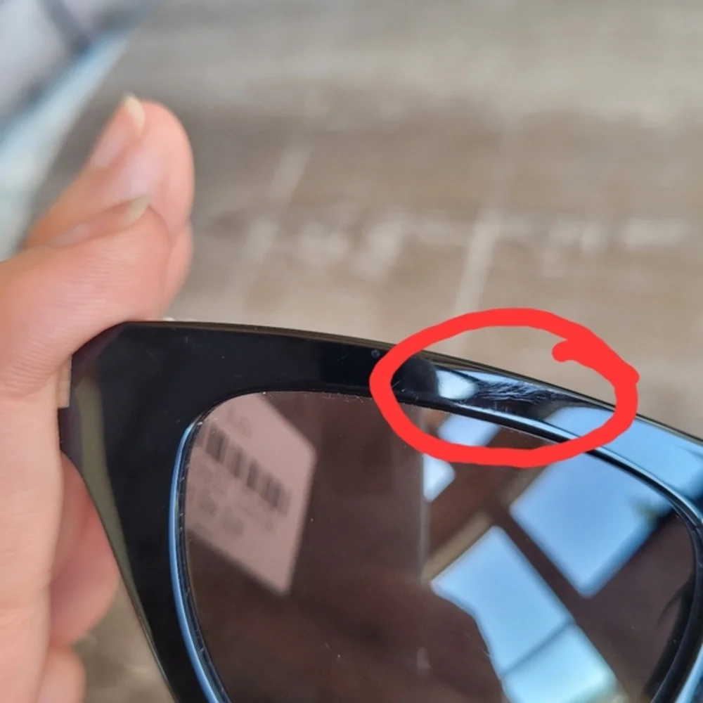 SAINT‎ LAURENT Black Cateye Sunglasses SL425